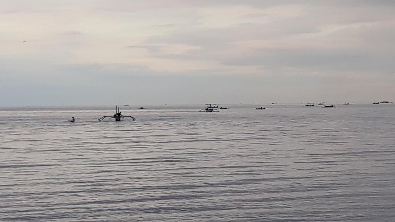 Bagus Beach Resort Lovina 布莱伦 外观 照片