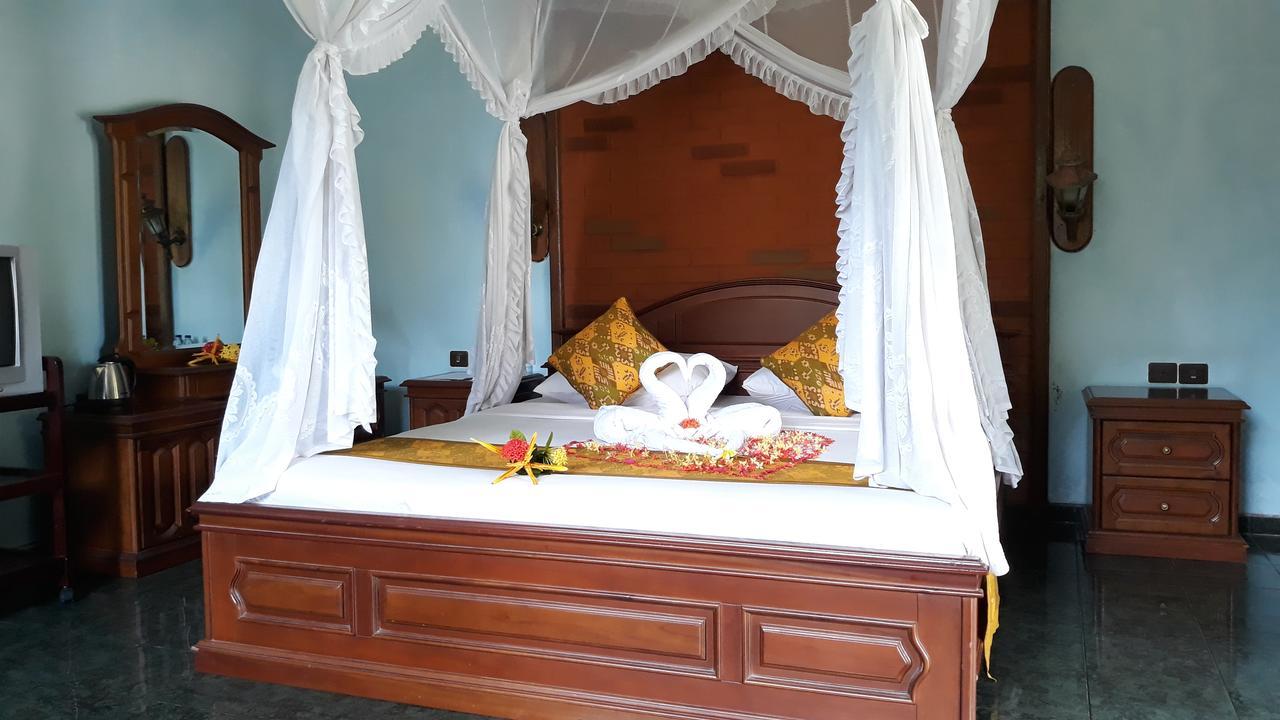 Bagus Beach Resort Lovina 布莱伦 外观 照片
