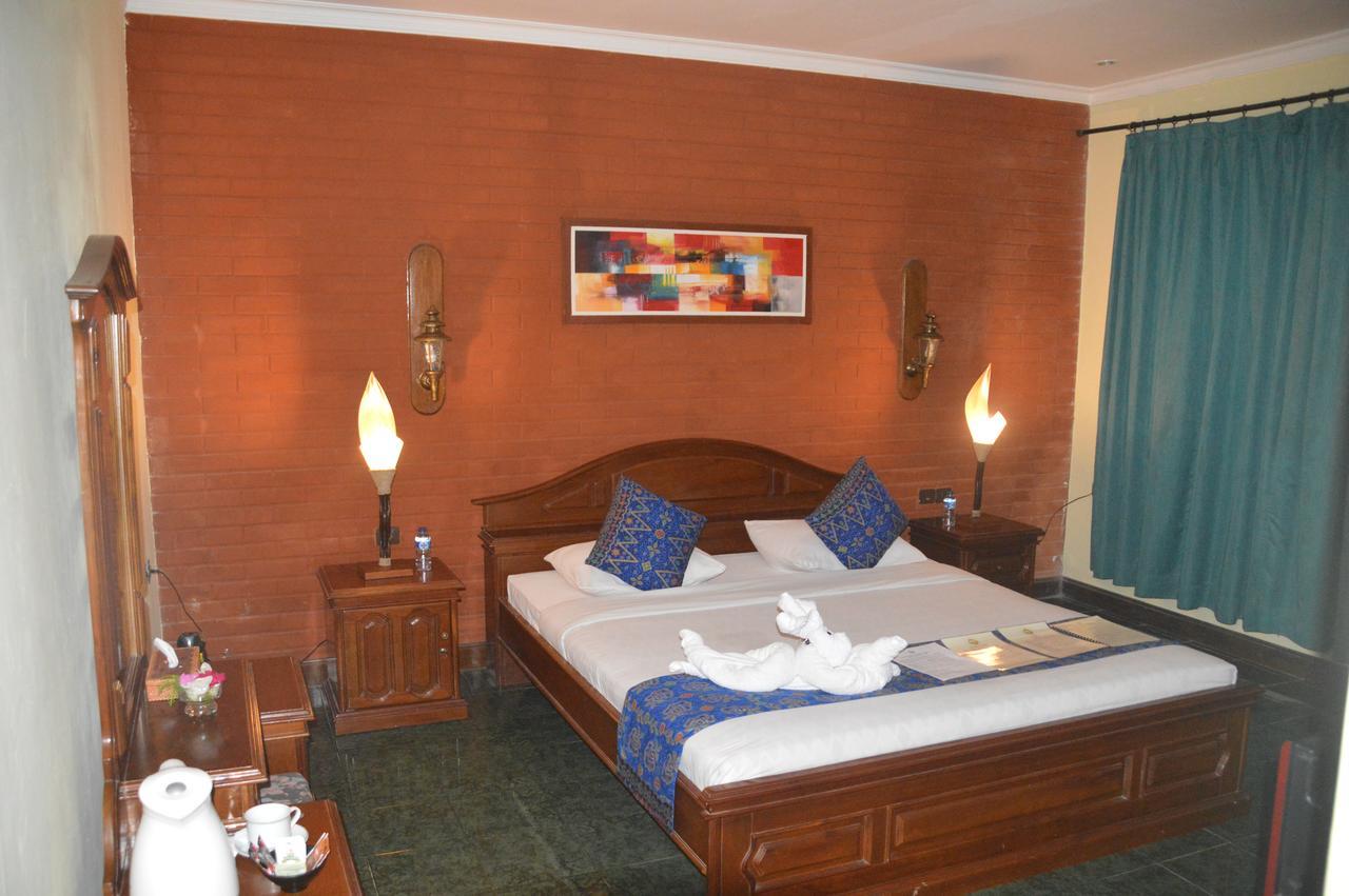 Bagus Beach Resort Lovina 布莱伦 外观 照片