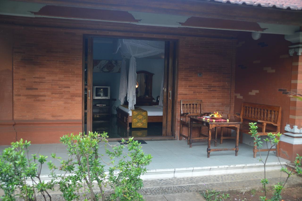 Bagus Beach Resort Lovina 布莱伦 外观 照片