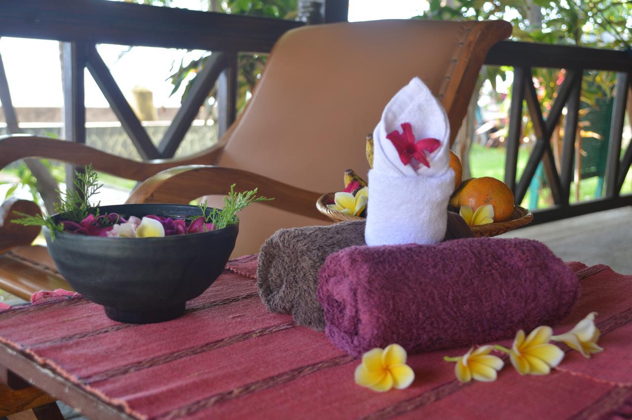 Bagus Beach Resort Lovina 布莱伦 外观 照片