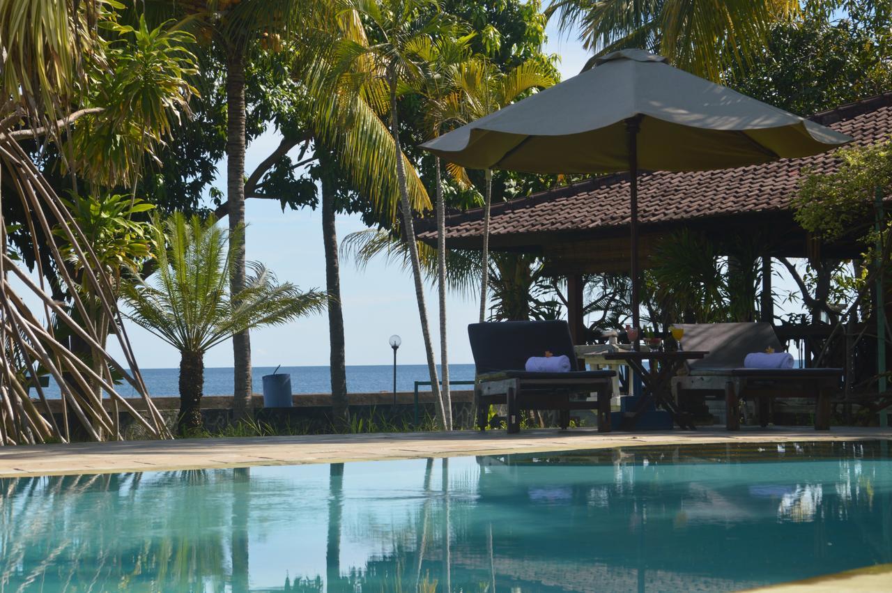 Bagus Beach Resort Lovina 布莱伦 外观 照片