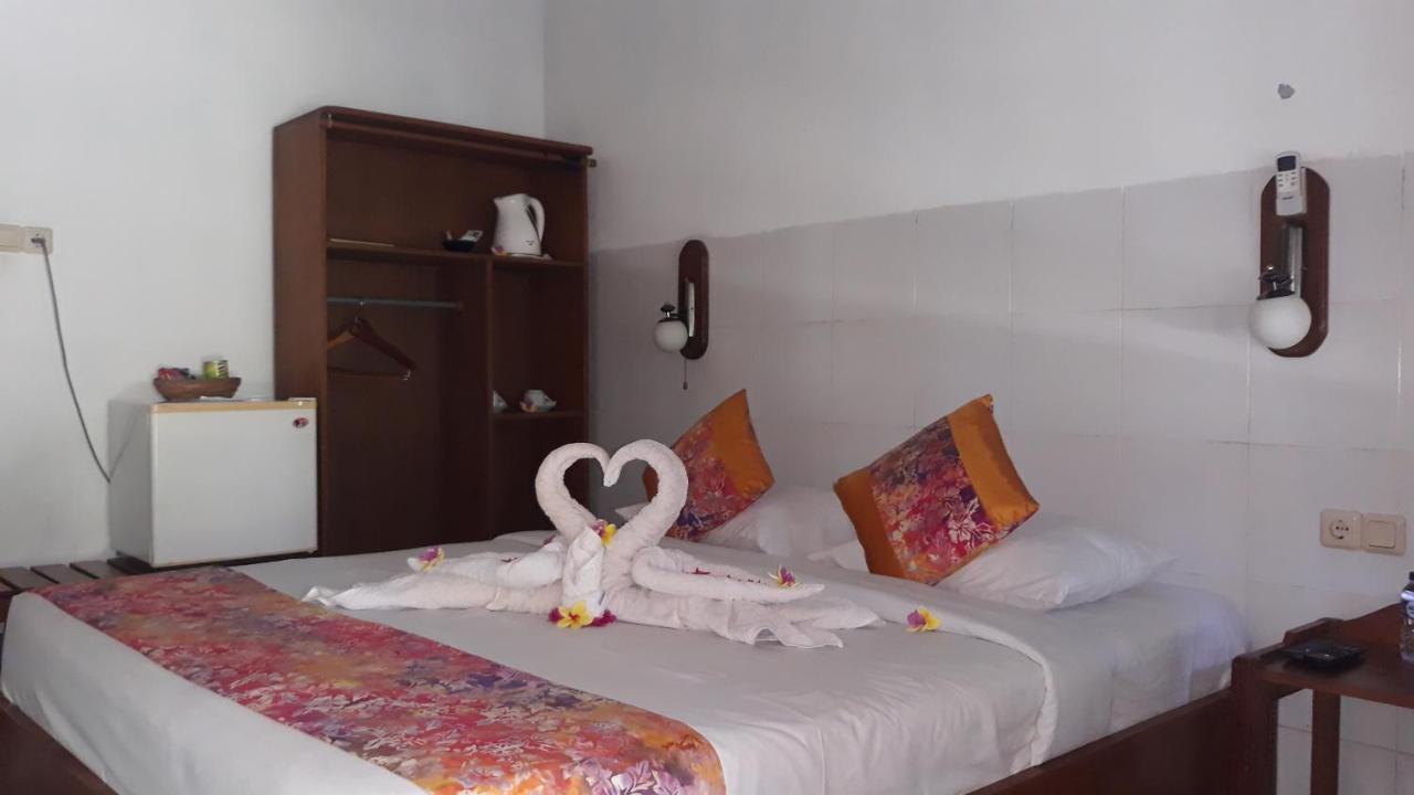 Bagus Beach Resort Lovina 布莱伦 外观 照片