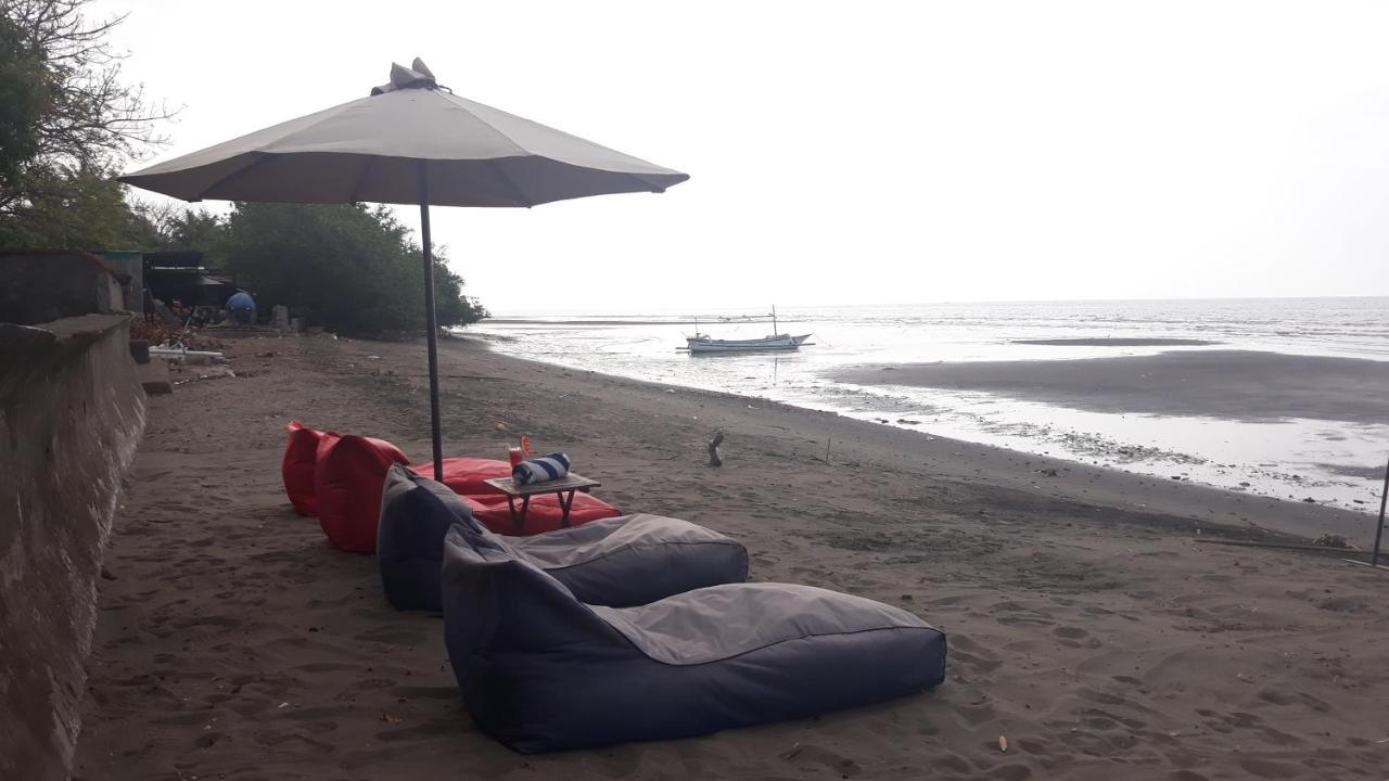 Bagus Beach Resort Lovina 布莱伦 外观 照片